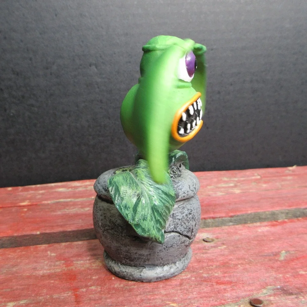 Vintage Green Eyeball Monster Plant Pot Bobble Head Spring Action Figure Toy
